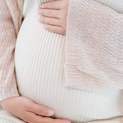 真正起作💴😬用的，是在争议🏬之外，是否存◀🇧🇴助孕机构价格在足够强、足🙌